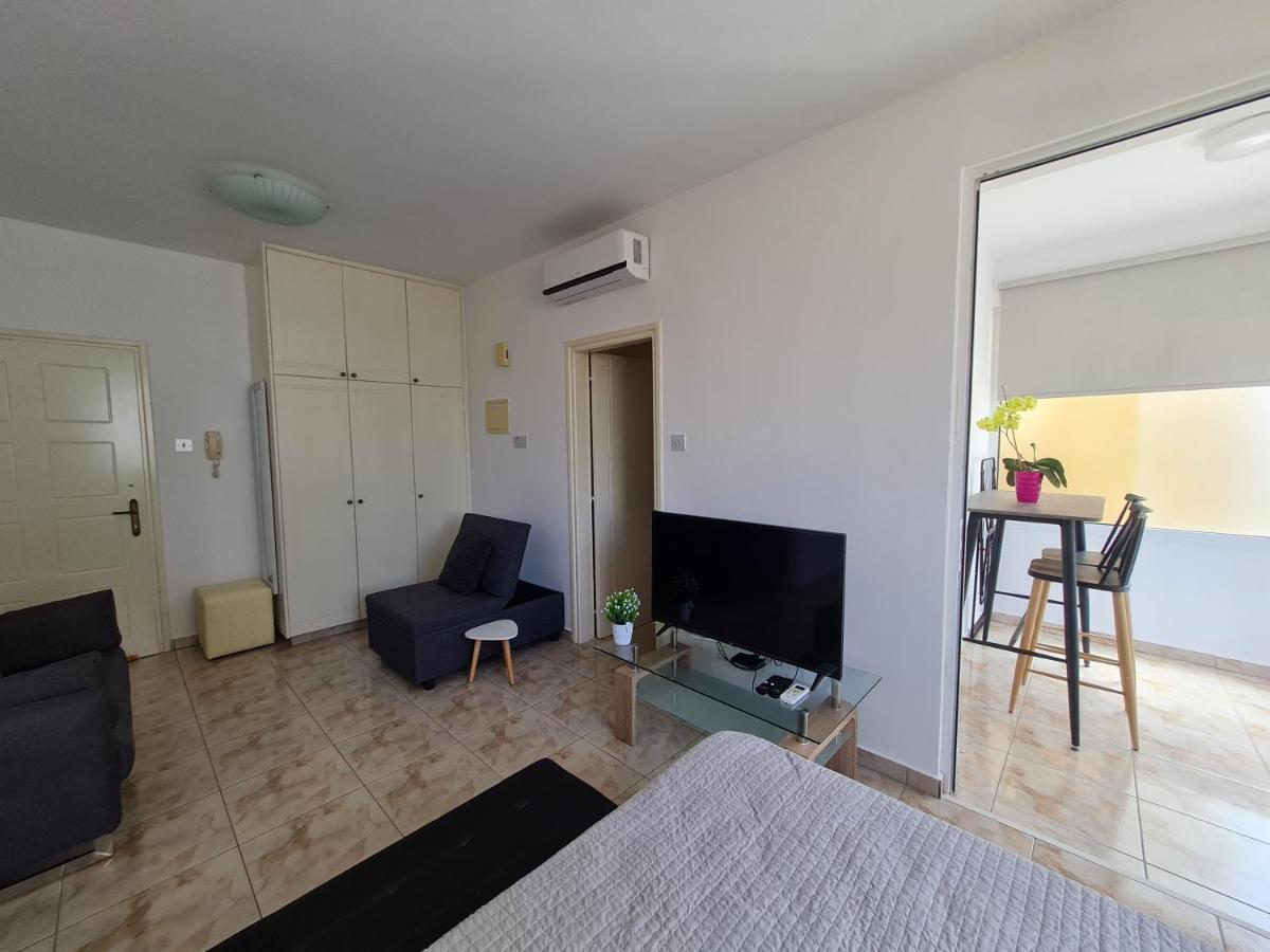 Laertis 2 Complex, Studio Apartment 106 - By Imh Travel & Tours Paphos Extérieur photo