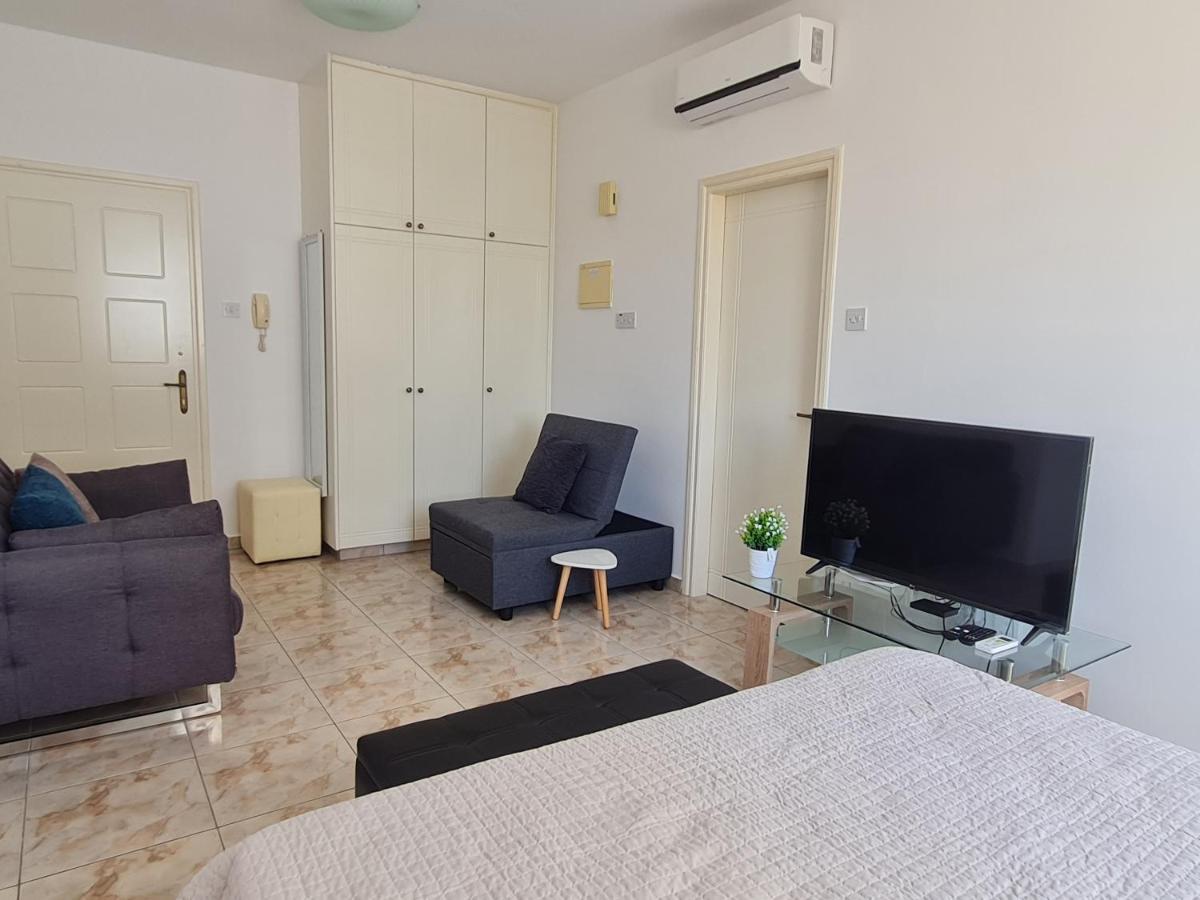 Laertis 2 Complex, Studio Apartment 106 - By Imh Travel & Tours Paphos Extérieur photo